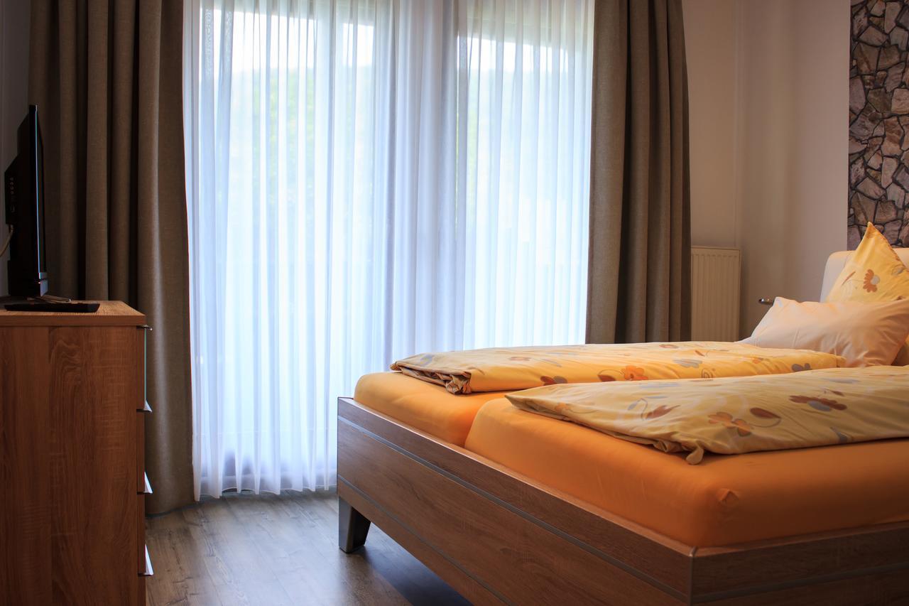 Hotel Zur Bruecke Senheim Buitenkant foto